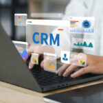 تطوير نظام إدارة علاقات العملاء CRM: استراتيجيات مبتكرة لتعزيز ولاء العملاء وزيادة الإيرادات مع "تجمع الخبراء" خدمات التكنولوجيا