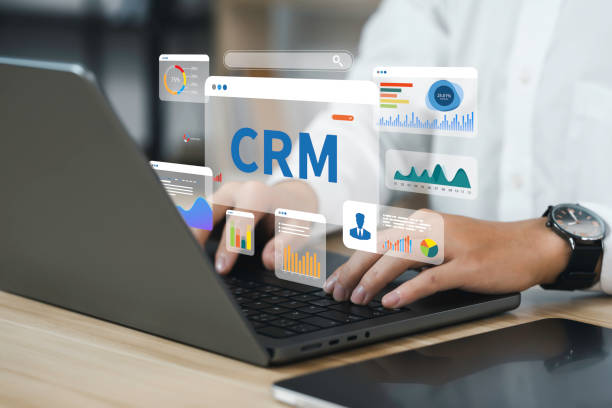 تطوير نظام إدارة علاقات العملاء CRM: استراتيجيات مبتكرة لتعزيز ولاء العملاء وزيادة الإيرادات مع "تجمع الخبراء" خدمات التكنولوجيا