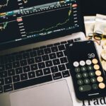 تطوير وتصميم مواقع وتطبيقات الاستثمار
